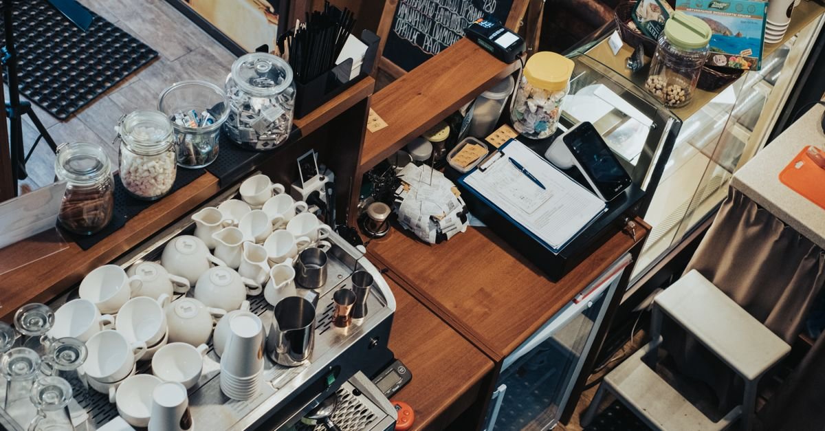 คาเฟ่ศรีนครินทร์มีที่จอดรถ: จุดพักสำหรับคนขับรถ
